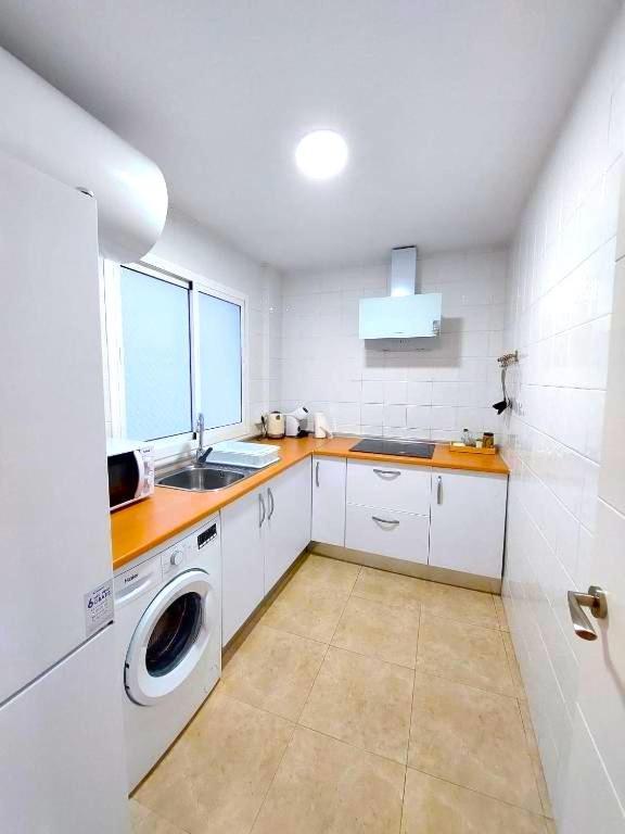 Parana Center Apartment Севилья Экстерьер фото