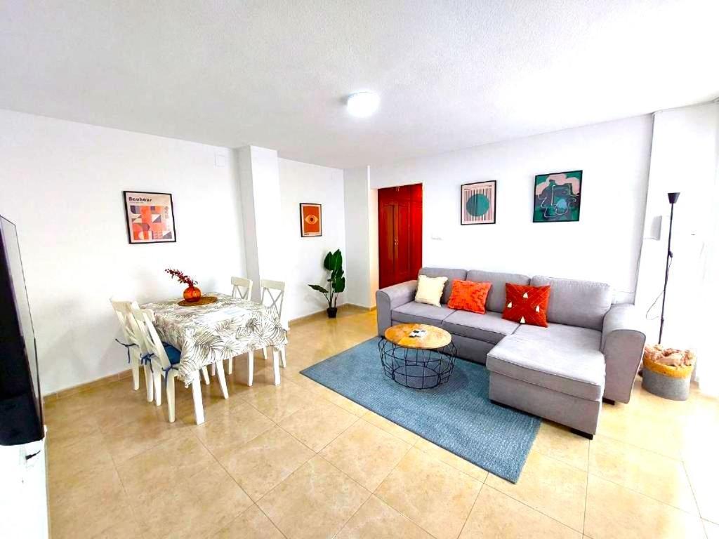 Parana Center Apartment Севилья Экстерьер фото