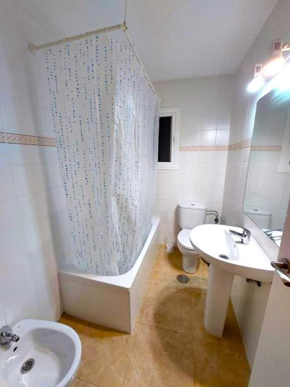Parana Center Apartment Севилья Экстерьер фото